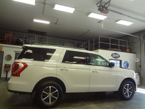 Used 2019 Ford Expedition XL image 9