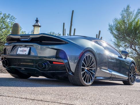 Used 2020 McLaren GT image 8