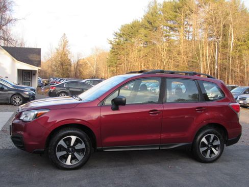 Used 2018 Subaru Forester 2.5i Premium image 3