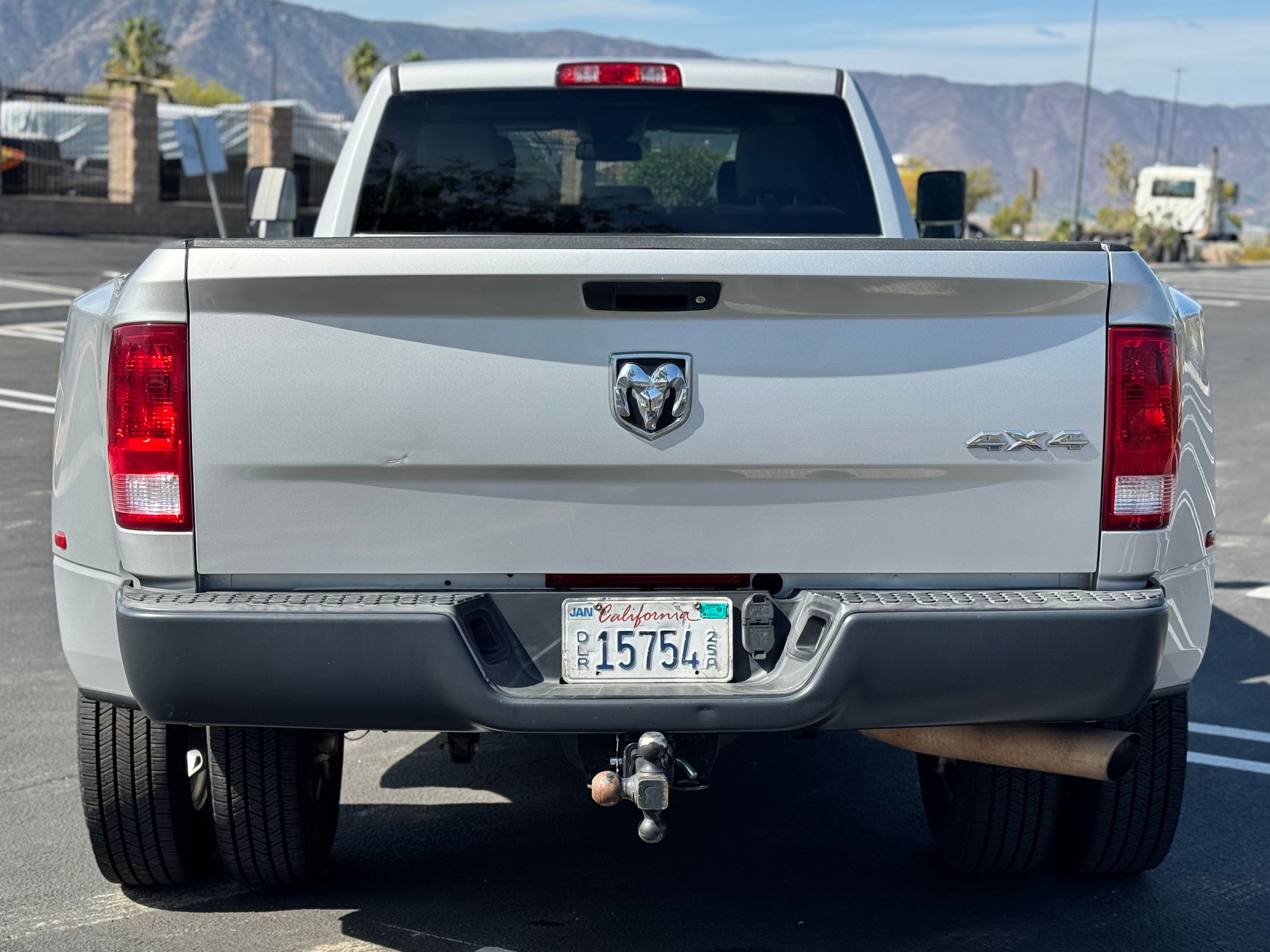 Used 2016 RAM 3500 ST AWD/4WD image 5