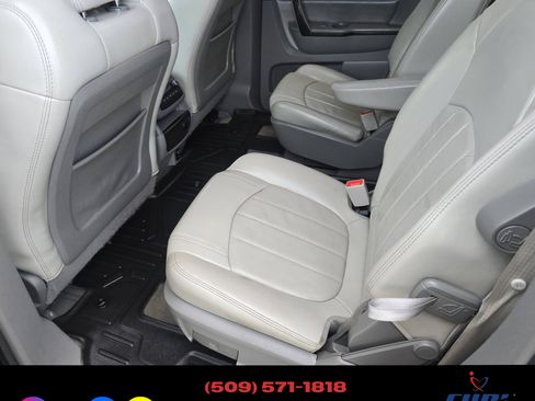Used 2015 Chevrolet Traverse LTZ image 18