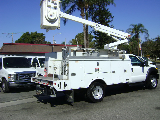 Used 2015 Ford F450 4x4 Regular Cab Super Duty image 12