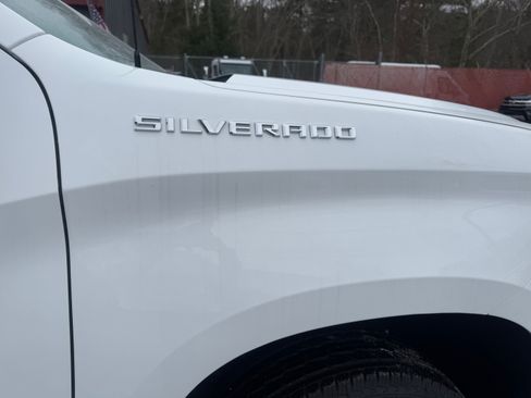Used 2023 Chevrolet Silverado 1500 W/T image 2