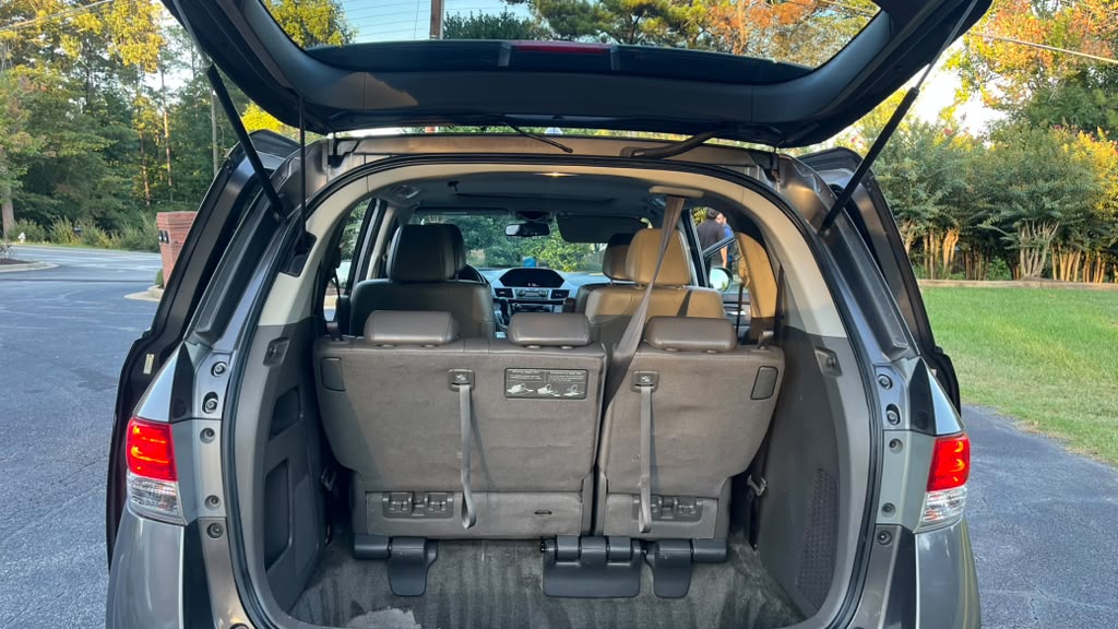 Used 2015 Honda Odyssey EX-L image 11