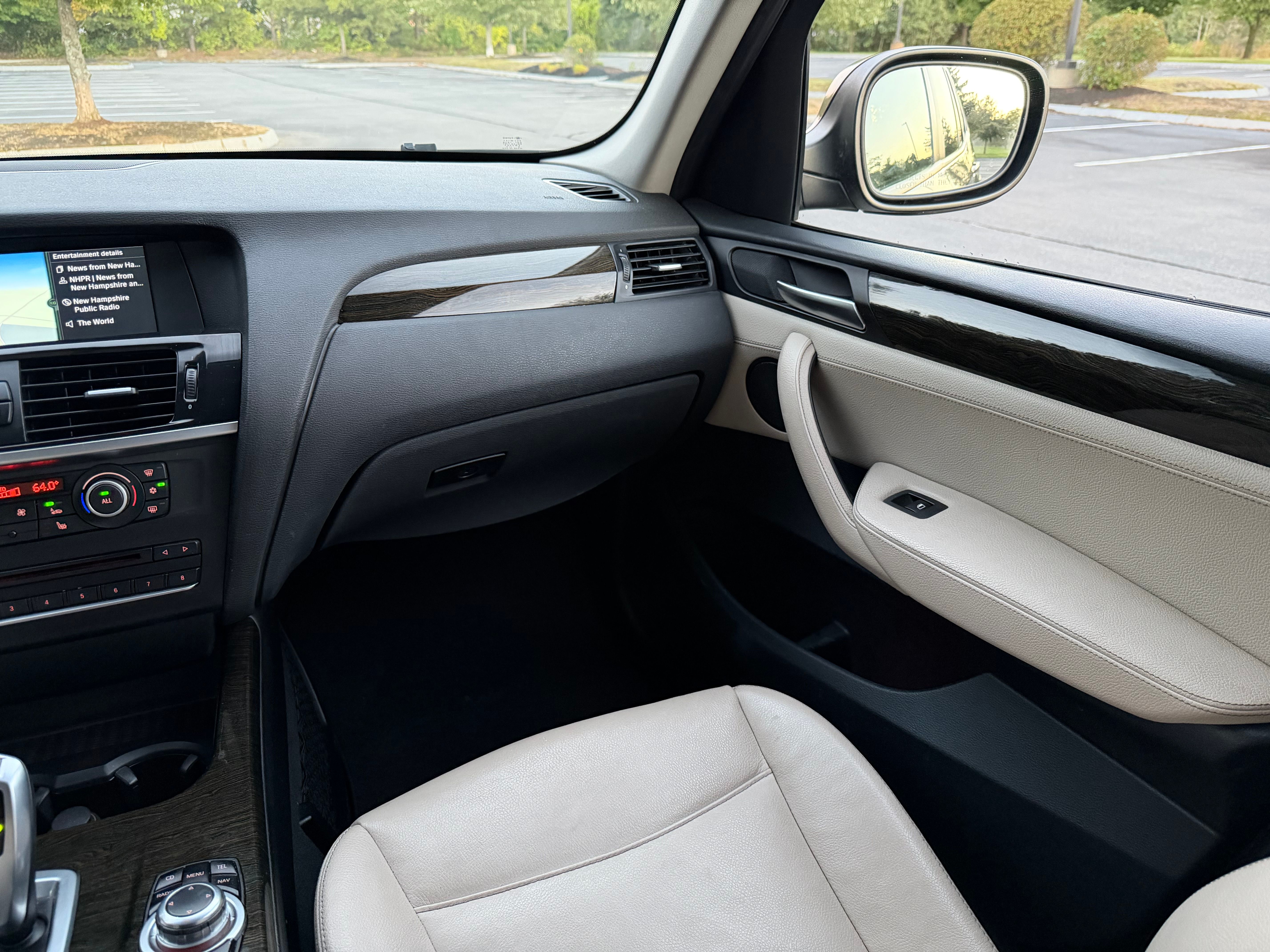 Used 2012 BMW X3 xDrive28i AWD/4WD image 47