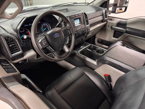 Used 2018 Ford F250 XLT image 13