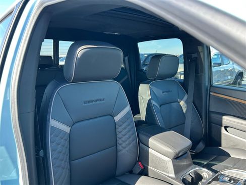 New 2026 GMC Canyon Denali image 38