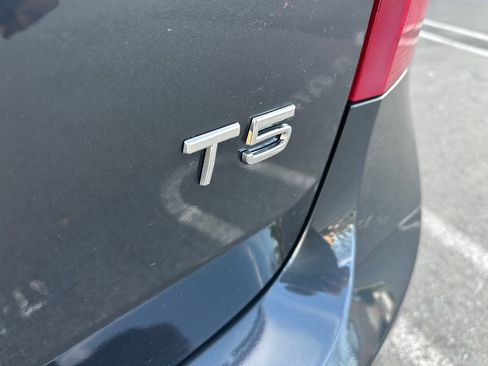 Used 2012 Volvo S60 T5 image 9