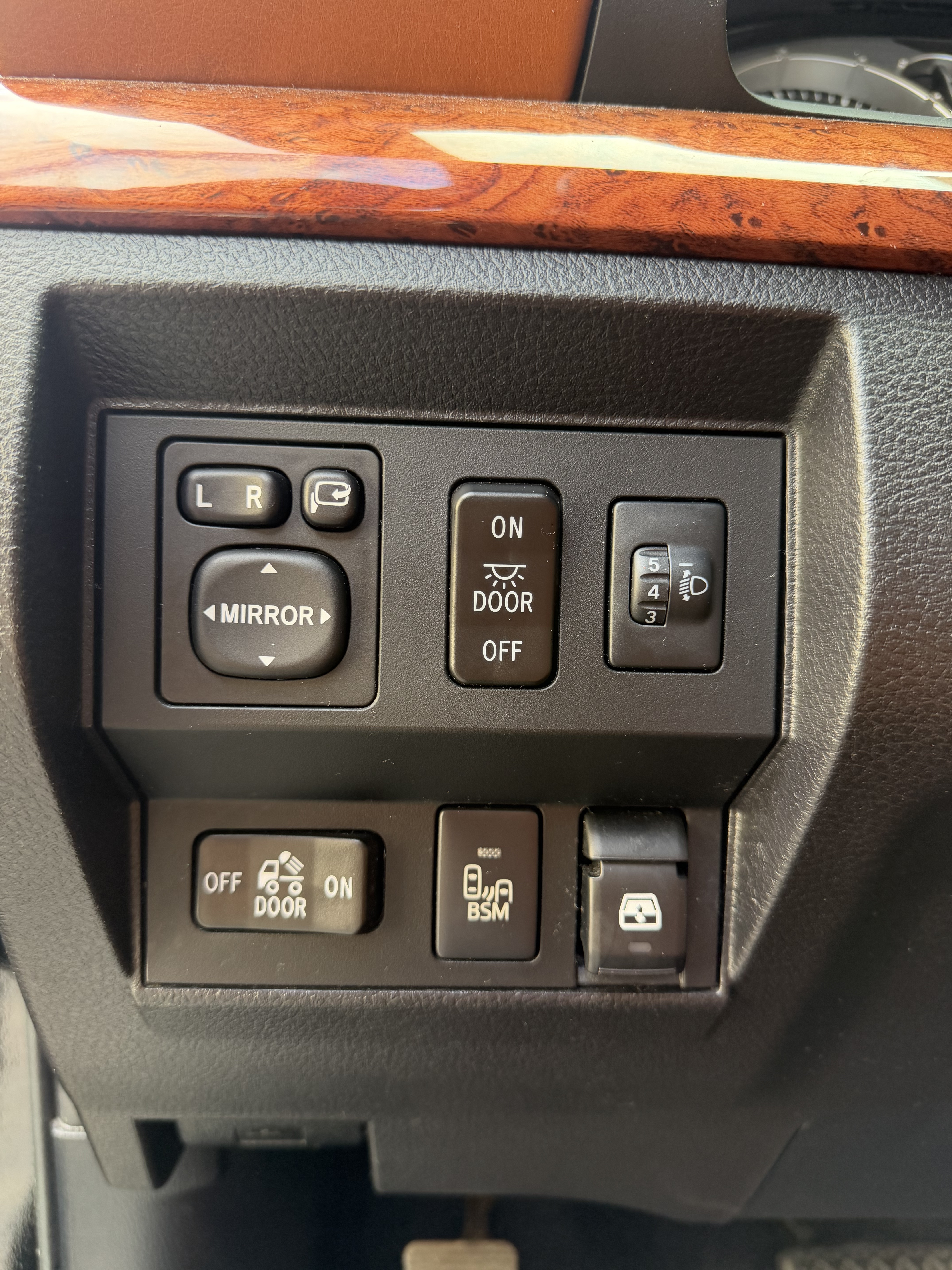 Used 2014 Toyota Tundra 1794 Edition AWD/4WD image 50