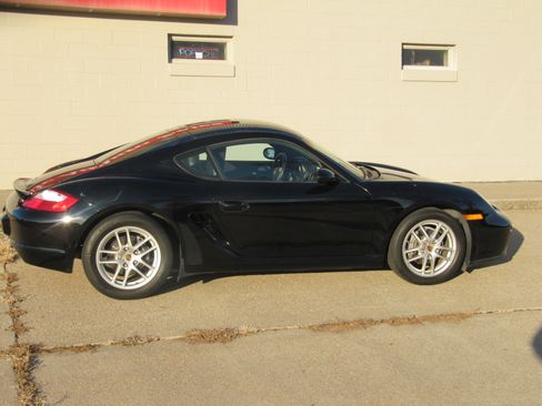 Used 2007 Porsche Cayman image 7