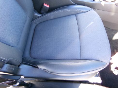 Used 2022 Buick Encore GX Select image 12