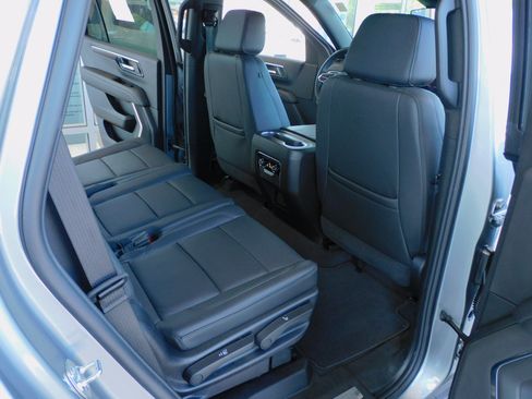 Used 2025 Chevrolet Tahoe 4WD LT image 26