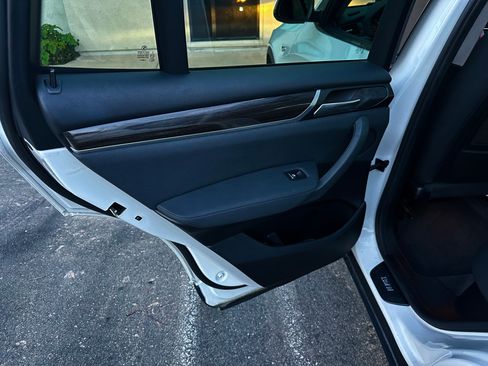 Used 2015 BMW X3 xDrive28i image 18