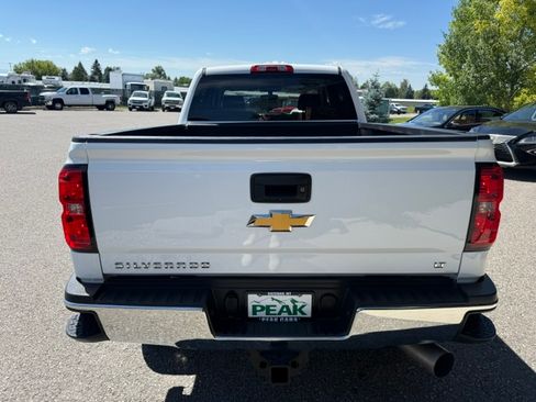 Used 2018 Chevrolet Silverado 2500 4x4 Crew Cab LT image 4