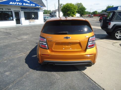 Used 2019 Chevrolet Sonic RS Hatchback Sedan 4D FWD image 5