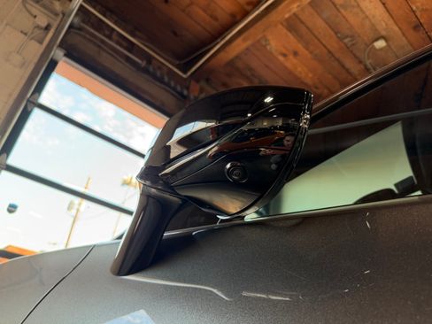 Used 2021 Aston Martin DBX AWD/4WD image 19