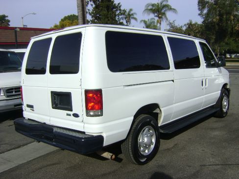 Used 2014 Ford E-250 and Econoline 250 image 5