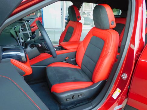 Used 2024 Chevrolet Blazer EV RS image 14