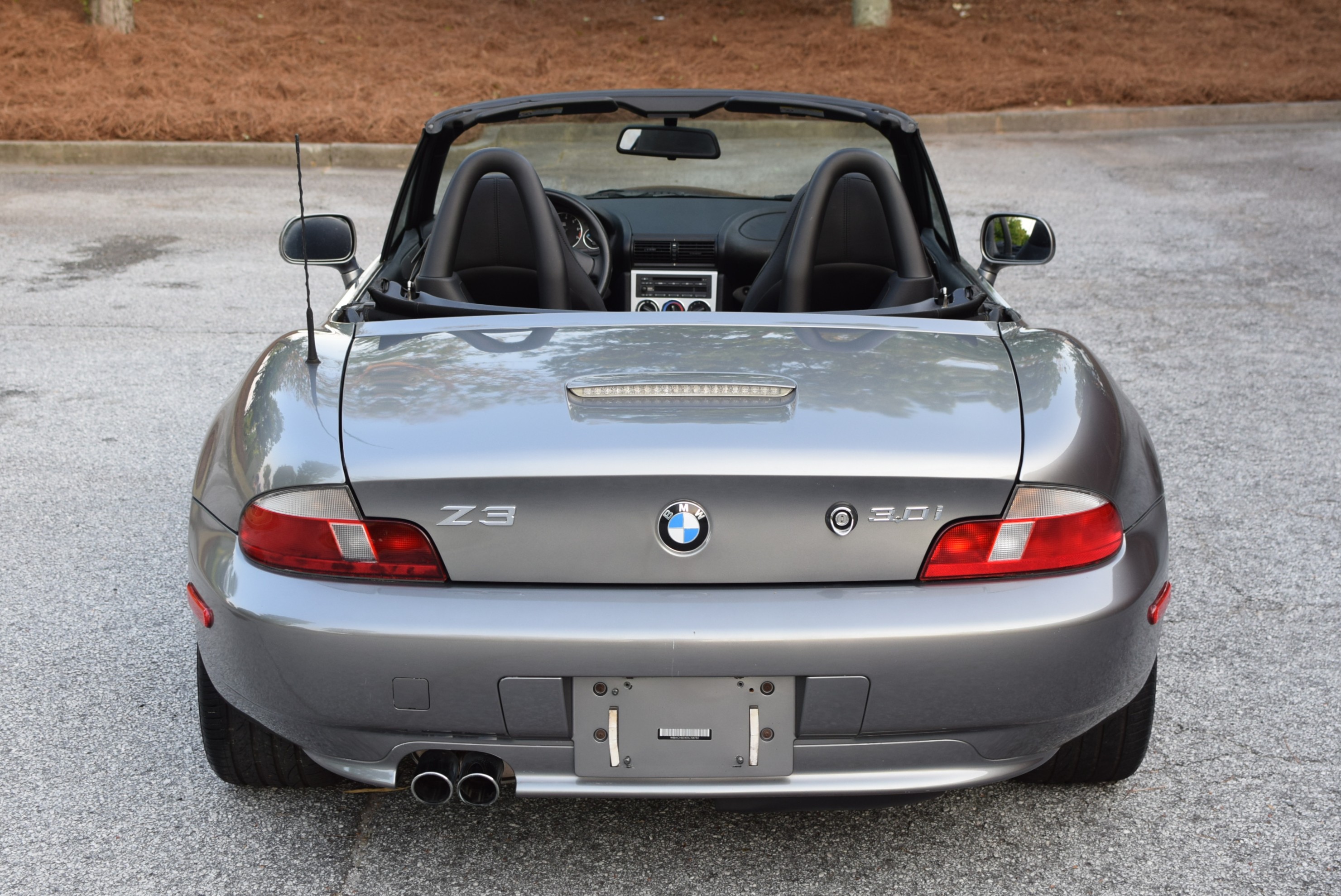 Used 2001 BMW Z3 3.0i RWD image 10