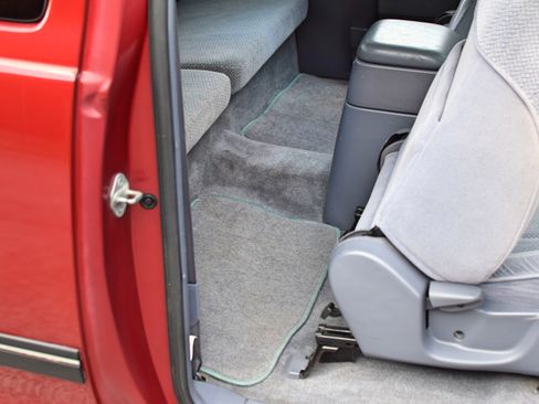 Used 1997 Toyota T100 SR5 image 37