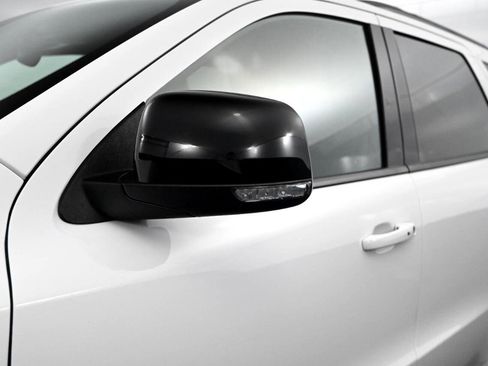 Used 2023 Dodge Durango GT image 11