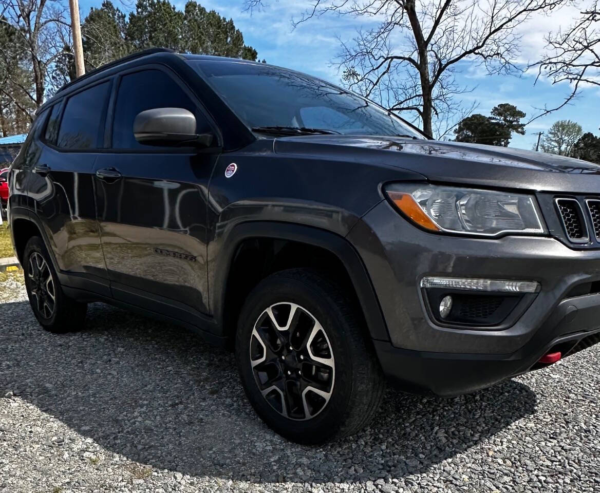 Used 2019 Jeep Compass Trailhawk AWD/4WD image 3