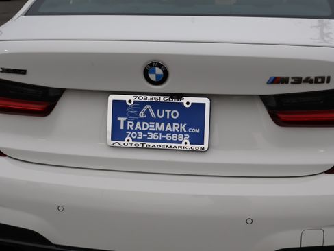 Used 2021 BMW M340i xDrive image 11