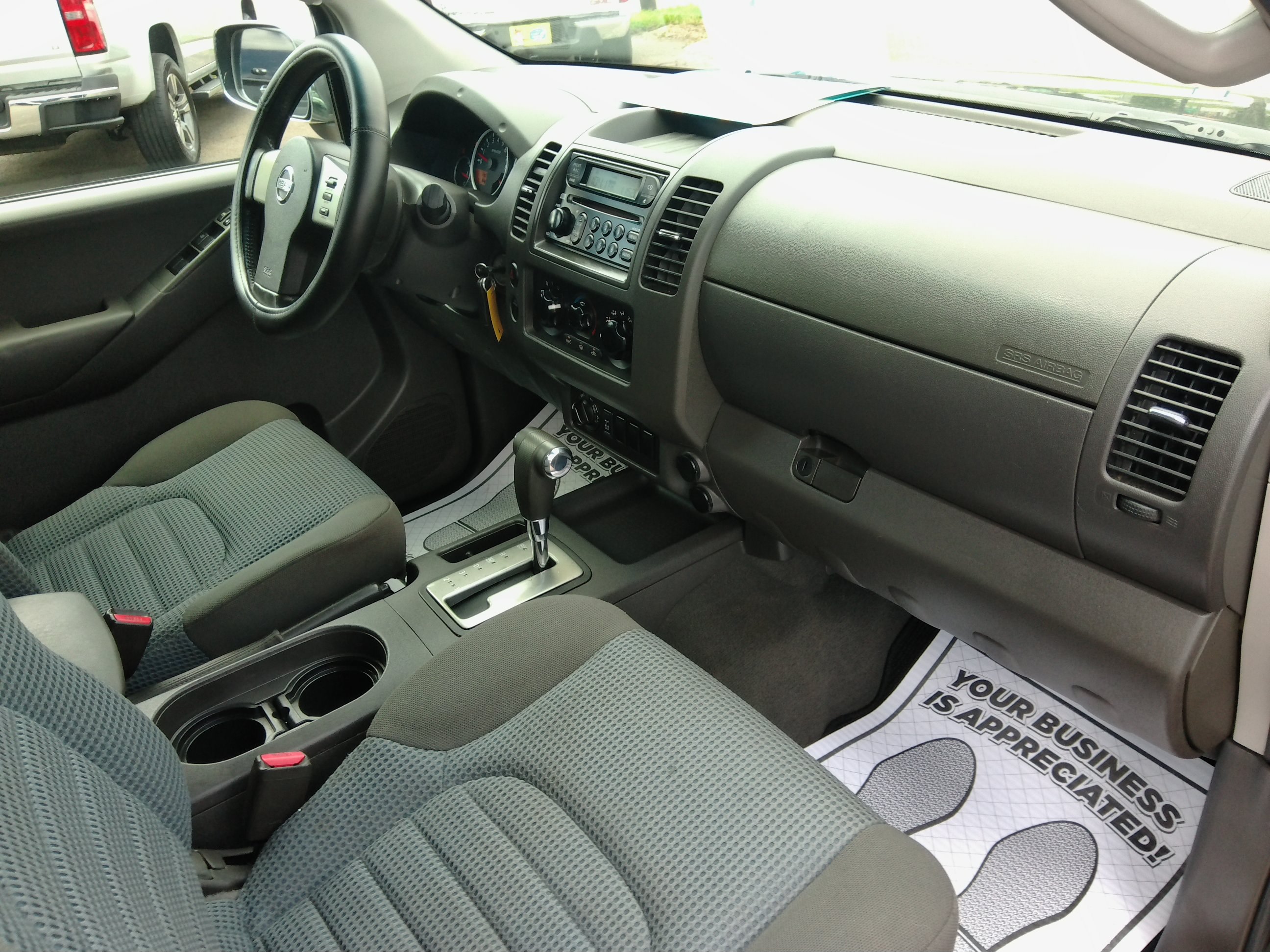 Used 2007 Nissan Frontier 4x4 Crew Cab NISMO image 39