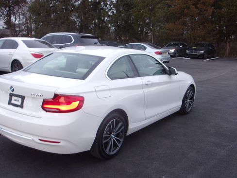 Used 2019 BMW 230i image 8