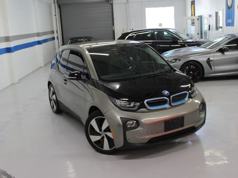 Used 2016 BMW i3 w/ Range Extender RWD image 11