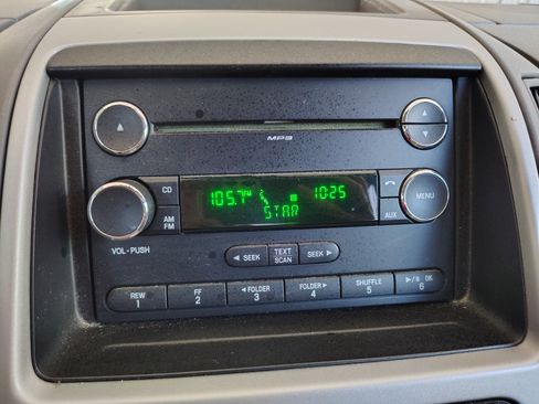Used 2010 Ford Edge 2WD SE image 15