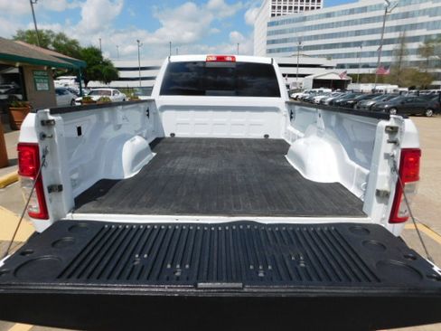 Used 2022 RAM 3500 Tradesman image 7