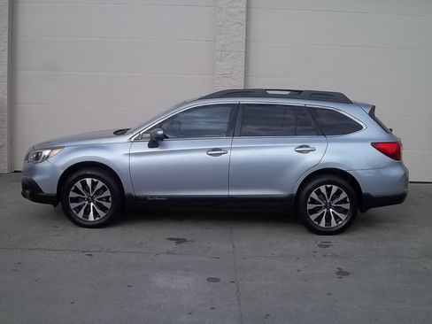 Used 2017 Subaru Outback 2.5i Limited image 8