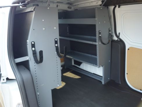 Used 2016 Ford Transit Connect XL image 9