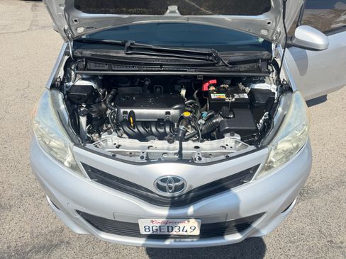 Used 2012 Toyota Yaris 2-Door Hatchback FWD image 21
