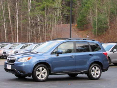 Used 2015 Subaru Forester 2.5i Premium image 2