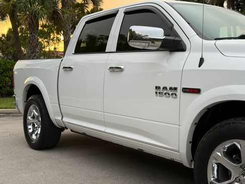 Used 2018 RAM 1500 2WD Crew Cab Laramie image 59