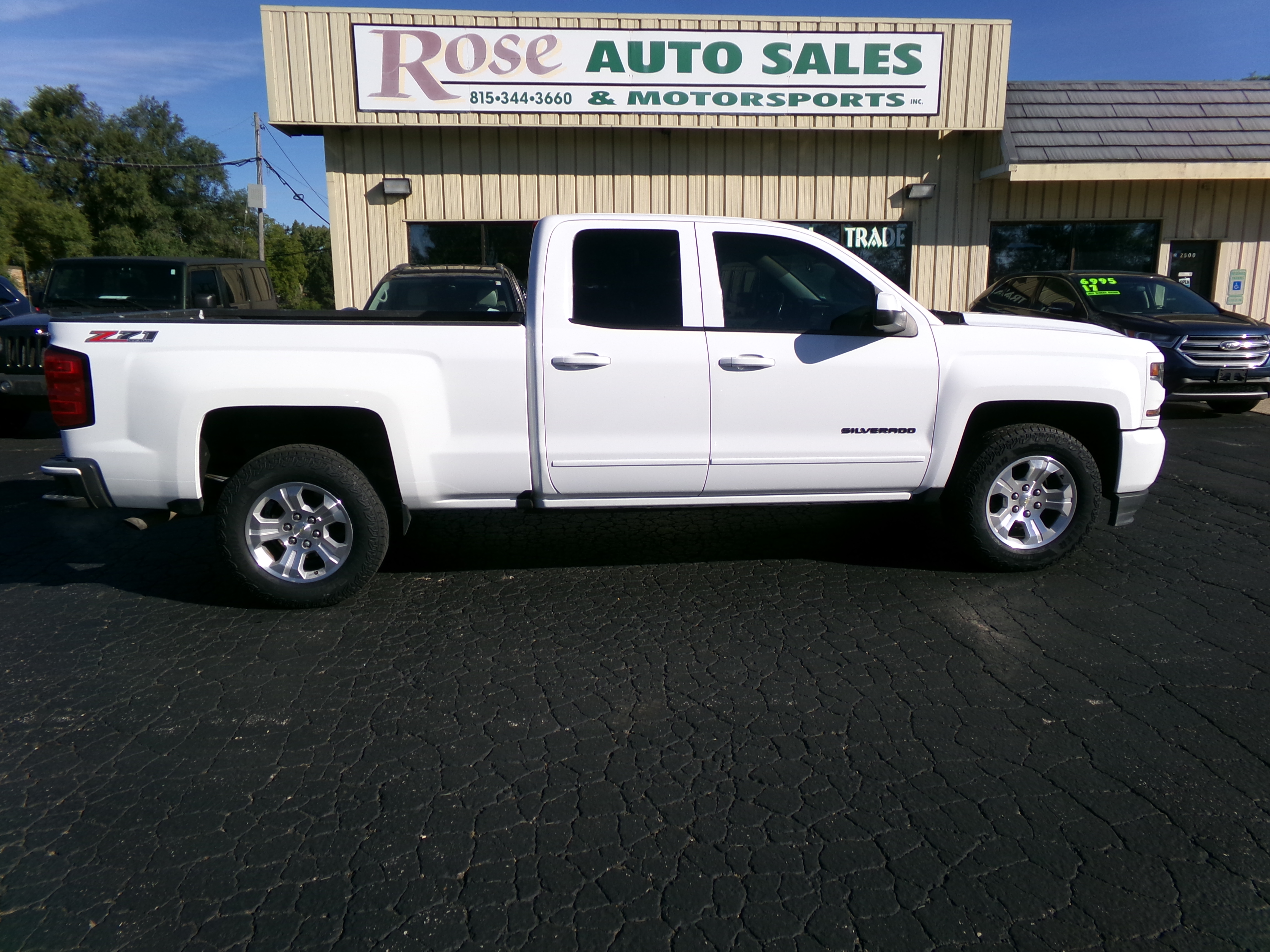 Used 2016 Chevrolet Silverado 1500 4x4 Double Cab LT image 6
