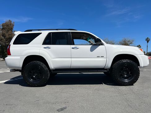 Used 2008 Toyota 4Runner SR5 image 17
