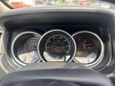 Used 2012 Nissan Versa 1.8 S Hatchback FWD image 26