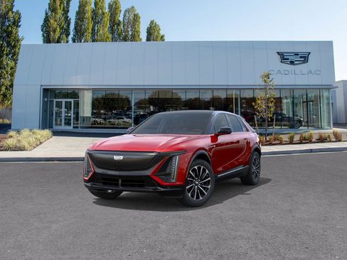 New 2025 Cadillac Lyriq Sport image 8