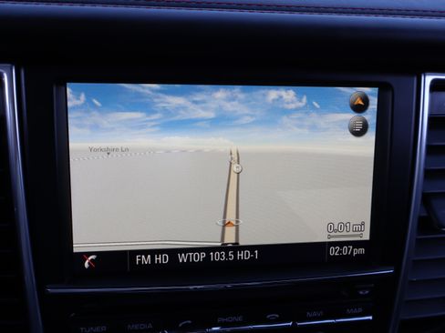 Used 2016 Porsche Panamera GTS image 30