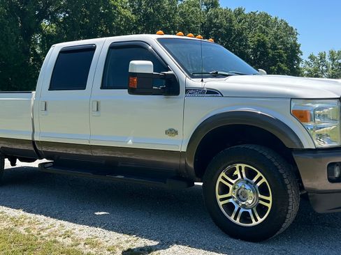 Used 2016 Ford F250 4x4 Crew Cab Super Duty image 11