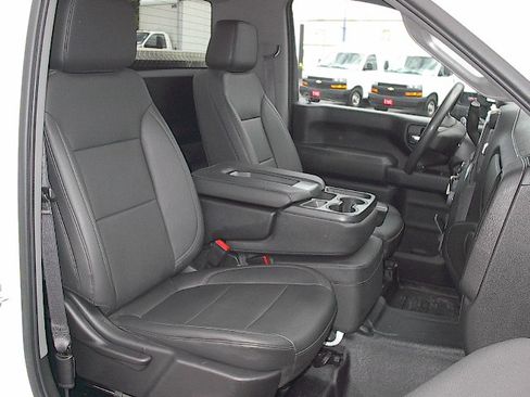 Used 2022 Chevrolet Silverado 2500 W/T AWD/4WD image 12