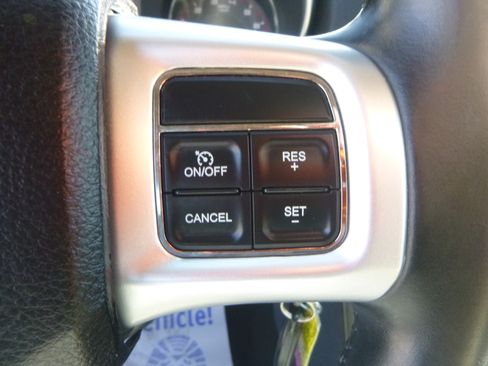 Used 2011 Dodge Avenger Mainstreet FWD image 18