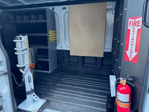 Used 2019 Ford Transit 250 image 24