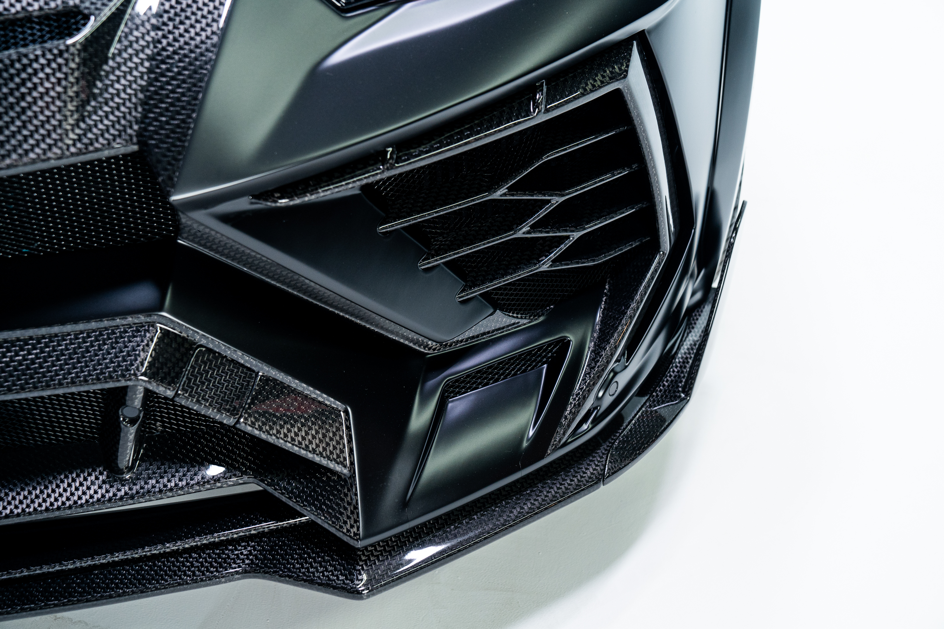 Used 2020 Lamborghini Urus AWD/4WD image 35