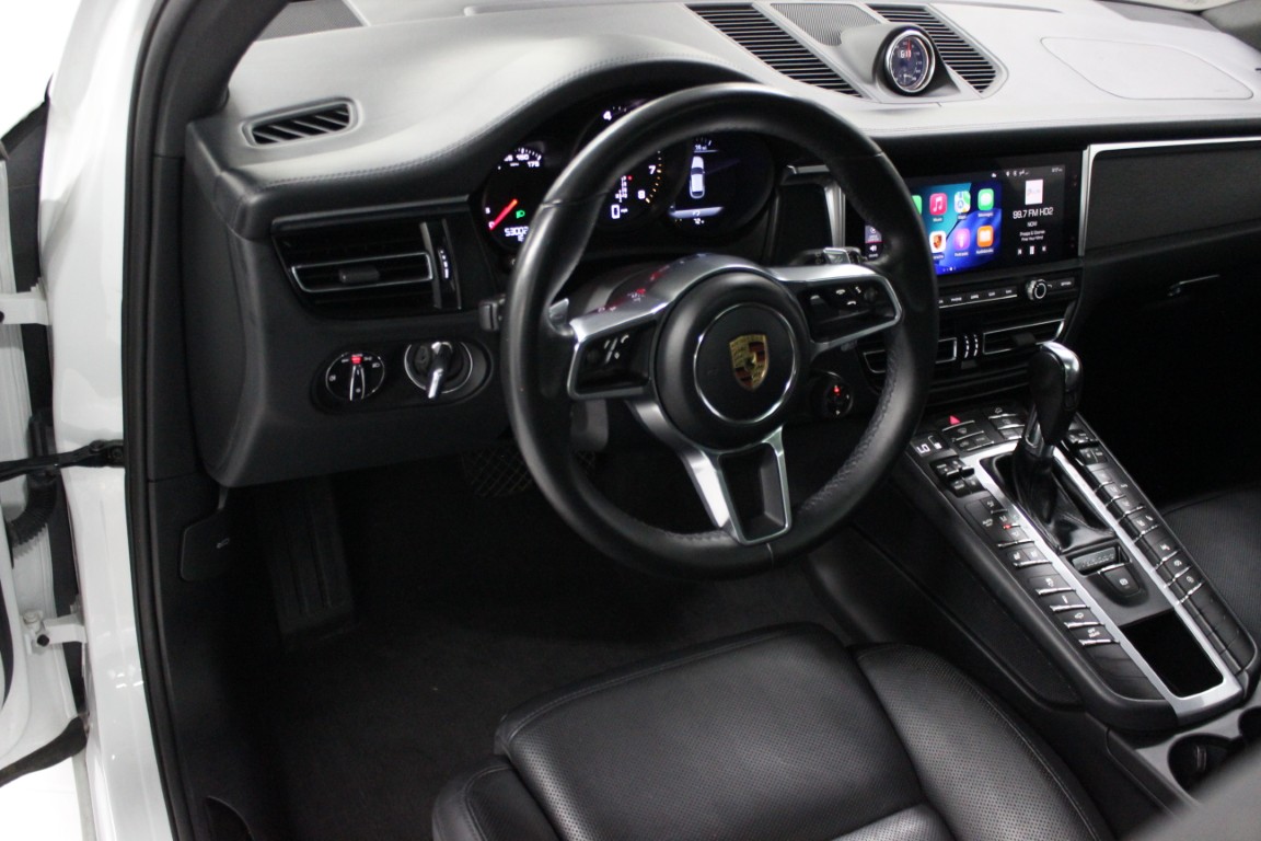 Used 2021 Porsche Macan GTS AWD/4WD image 16