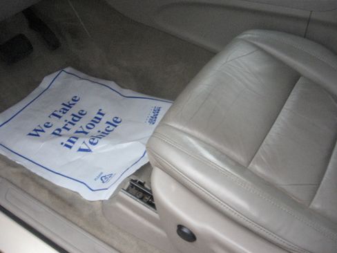 Used 2011 Jeep Grand Cherokee Laredo image 9