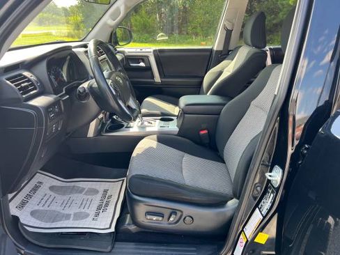 Used 2016 Toyota 4Runner 4WD SR5 V6 image 13